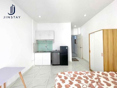 The new Room-The Private Washer-Full interior- Close to Lang