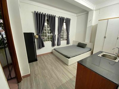 The Open-Full Office of the Front-President House