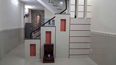 Nice new house. Two floors. Three bedrooms.