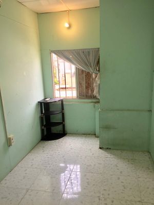 to women who are staying in Bình Thạnh tp.h. 12 m2 districts