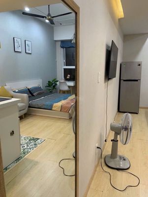 It's only 10 million officetel 30 meters by the airport.