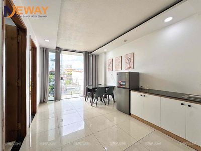 The two bedrooms are roundabouts, symphonies, rich and rich, District One.