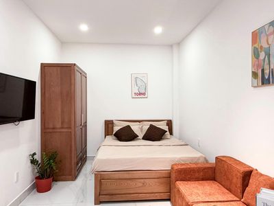 open the window studio with a full security interior right at hvhk, huflit