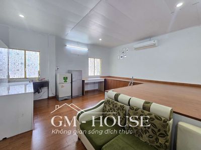 In apartment 35 meters, large windows, private washing machines, Đinh Bộ Lĩnh.