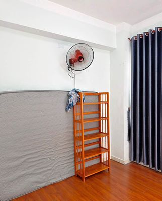 The east coastal apartment / stop in one empty room