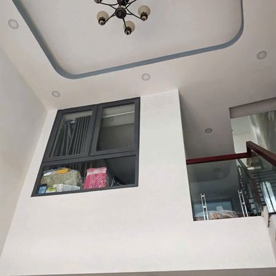 Four-and-a-half feet, Lý Nam Đế front, District 11. Three floors, three bedrooms, three toilets.