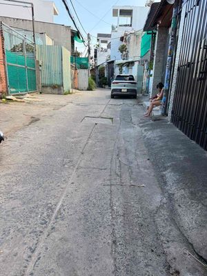 Rent Bà Điểm 5 - Close to the target