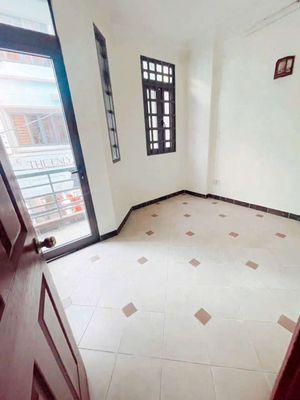 20 million out of nowhere. 7 meters to the bedroom.