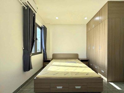 Renting room at 3 million at the latest airport.