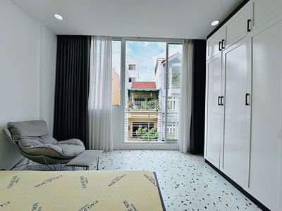 Room one, balcony, kitchen cup, full interior, near Hutech University, uef