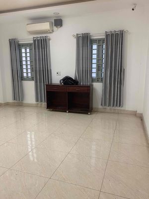 renting a 5 x 20 block Hiệp Thành City project