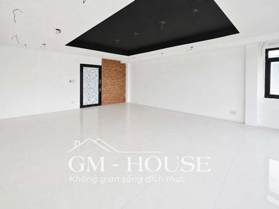 apartment 35 m2 New Level 100% in front of Ngô Tất Tố