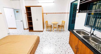 The studio apartment - full interior - right near the University of Medicine