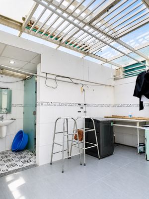 Room is 25 meters 2 at 710 security, Phú Thuận, District 7