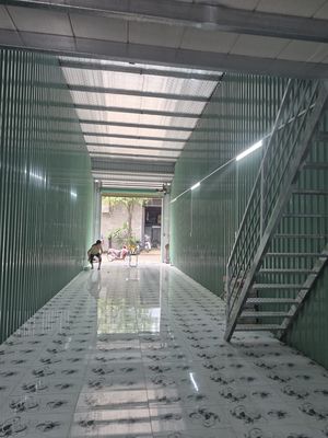 rent warehouses