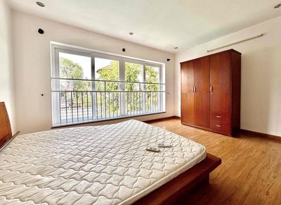 Hot! Thảo Điền : 2 floors .3 bedrooms , space open into a cool home