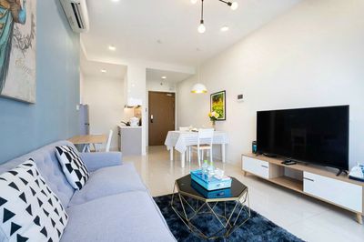 Rent an apartment called Mardi Gras. A rare view bedroom available in September.