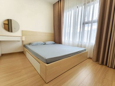 Rent the apartment on the corner of two bedrooms plus the super nice-- Seal free 100%-- just carry the suitcase on to Where.