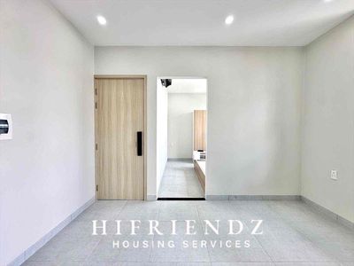 The balcony studio is a super open bedroom, private washing machine, close interior.