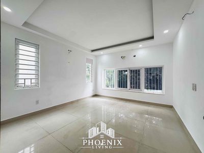 Two bedrooms. 80 meters.