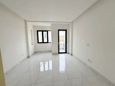 Rent the whole hxt Linh Xuân 3 floors 4 bedrooms only 7.5 trieu