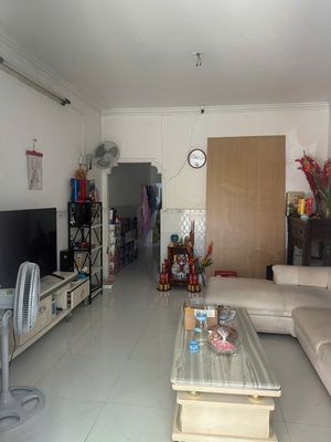 Rent the entire house 140 meters 18 million a month.