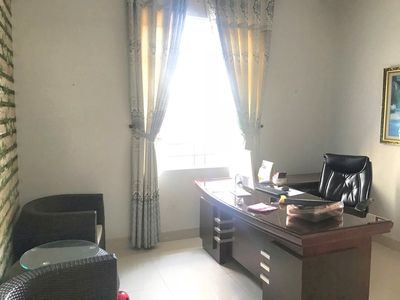 Rent a Lê Sao-Tân Phú Building. This is 12 x 20/3rd floor. It's only 80 million.