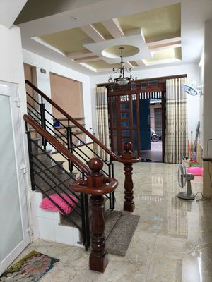 Rent a four-story Lê Đức Thọ alley.