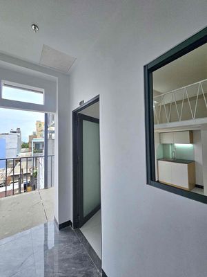 Duplex apartment, sky windows, German Line, Near Industrial College, vlu