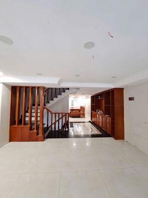 For beautiful new housing, crowded four-story-five-X20-Lê Đức Thọ.