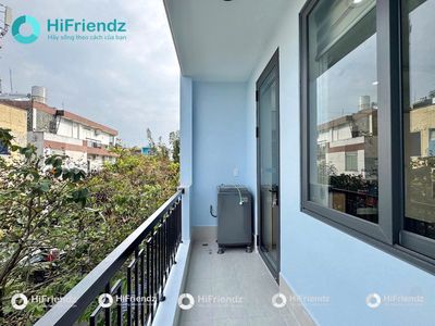 The new apartment is 100 percent balcony. 40 meters near Lang. Bình Thạnh