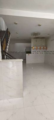 Rent house 150 M house 2 deck truck.