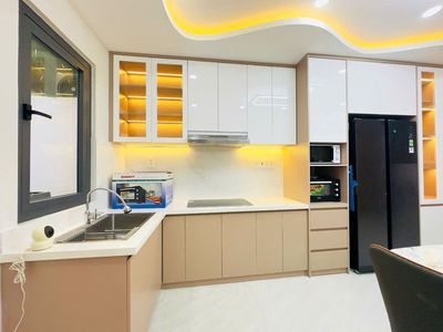 Rent a Phan Đăng Lưu, 3 story, Full interior