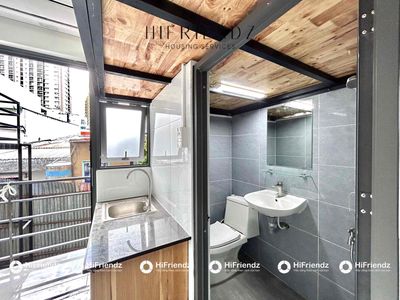 Opening a super-beautiful student near open university, medical university -- 100 percent new.