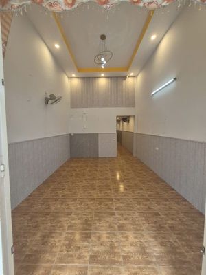Rent a Lê Trọng Tấn alley house opposite of the University of Work