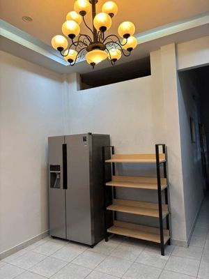 Rent the master room of the 128 M2 District 5 Ho Chi Minh city
