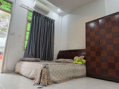Rent the master room of the 128 M2 District 5 Ho Chi Minh city
