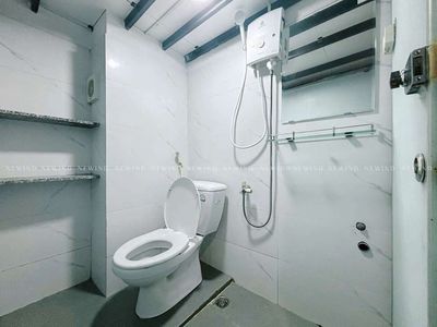 Rent the full interior room - near the school of virtue wins