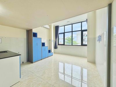 Full interior at industrial university - favor student