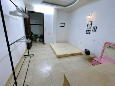 A clean- security room-free time.
