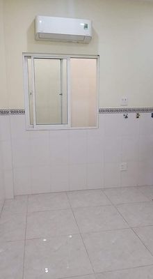 Rent a high-end hotel with air conditioning 18 meters, price: Three million.