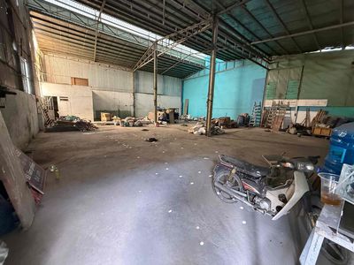 to rent into warehouses