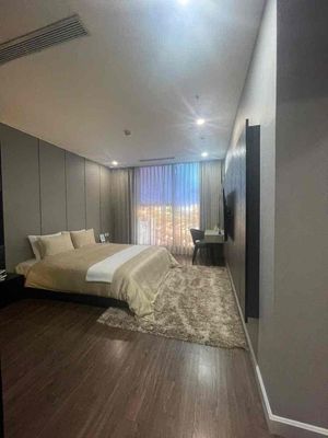 Rent a Sunshine Sky City-Queen 7 apartment.