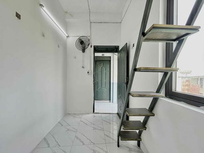 High Room right cvpm, Move uth - huflit 8 p with elevator