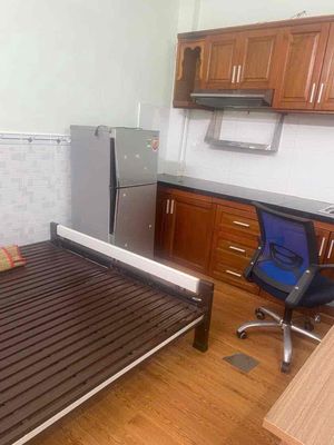 The 30mm2 hotel room is independent of its own path.