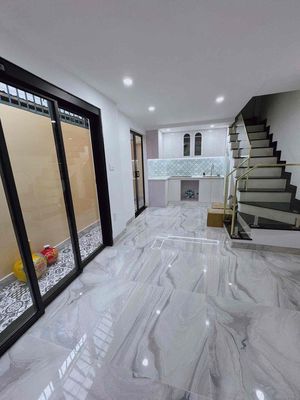 Renting 3 stories - Nguyễn Công Hoan/Phan Long - 2 bedroom 3 toilets