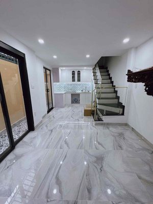 Renting 3 stories - Nguyễn Công Hoan/Phan Long - 2 bedroom 3 toilets