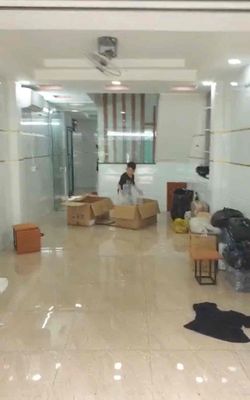 Rent house at 2rd corner of Thái Phiên Street, 717 8, District 11