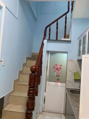 Đặng Thúc Vịnh front house area 3 x5 meters 2 floors