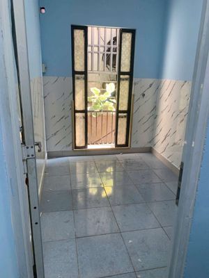 Đặng Thúc Vịnh front house area 3 x5 meters 2 floors